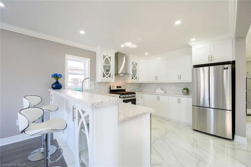 387 Upper Gage Avenue