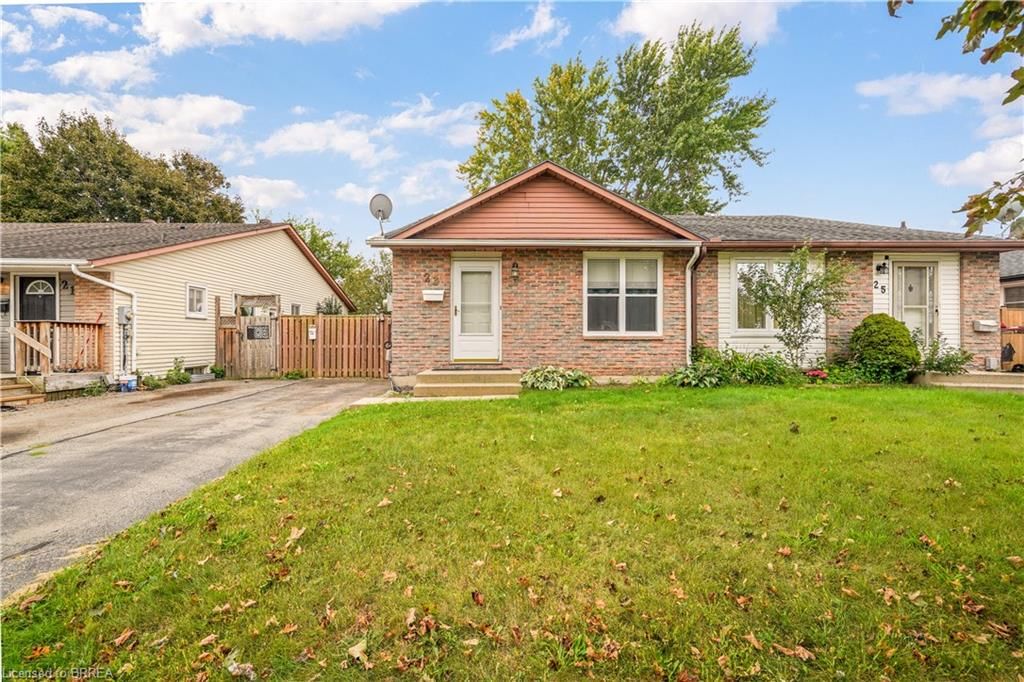Single Family Residence for sale at 23 Palomino Drive, Brantford, ON, N3P 1J6 - Lynden Hills - MLS: 40866291