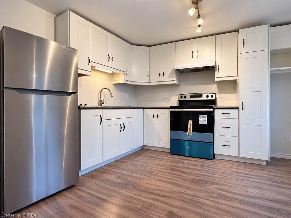 Condo/Apt Unit for lease at 3-70 Grandview Street, Brantford, ON, N3R 6X2 - Terrace Hill - MLS: 40866295