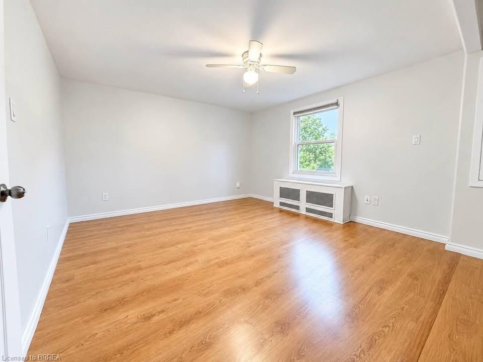 3 - 70 Grandview Street 4