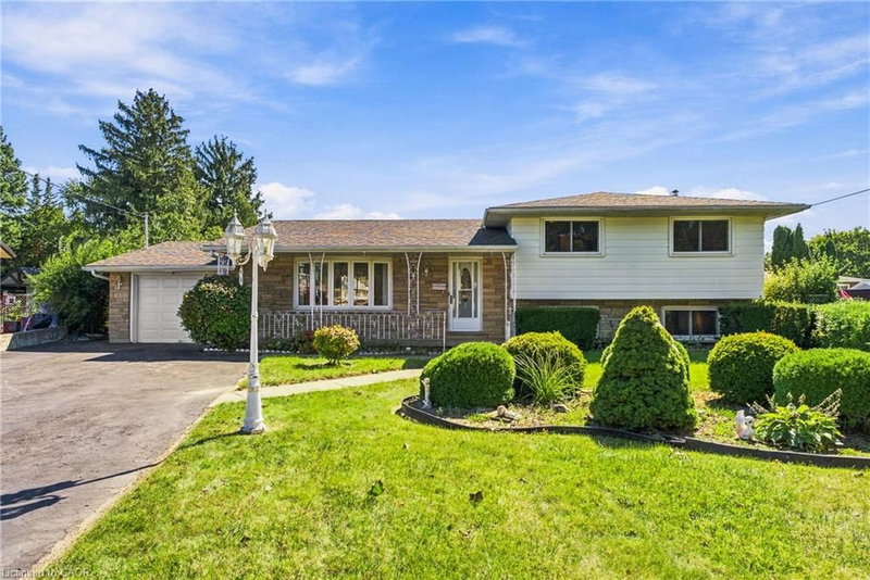 8 Empress Court