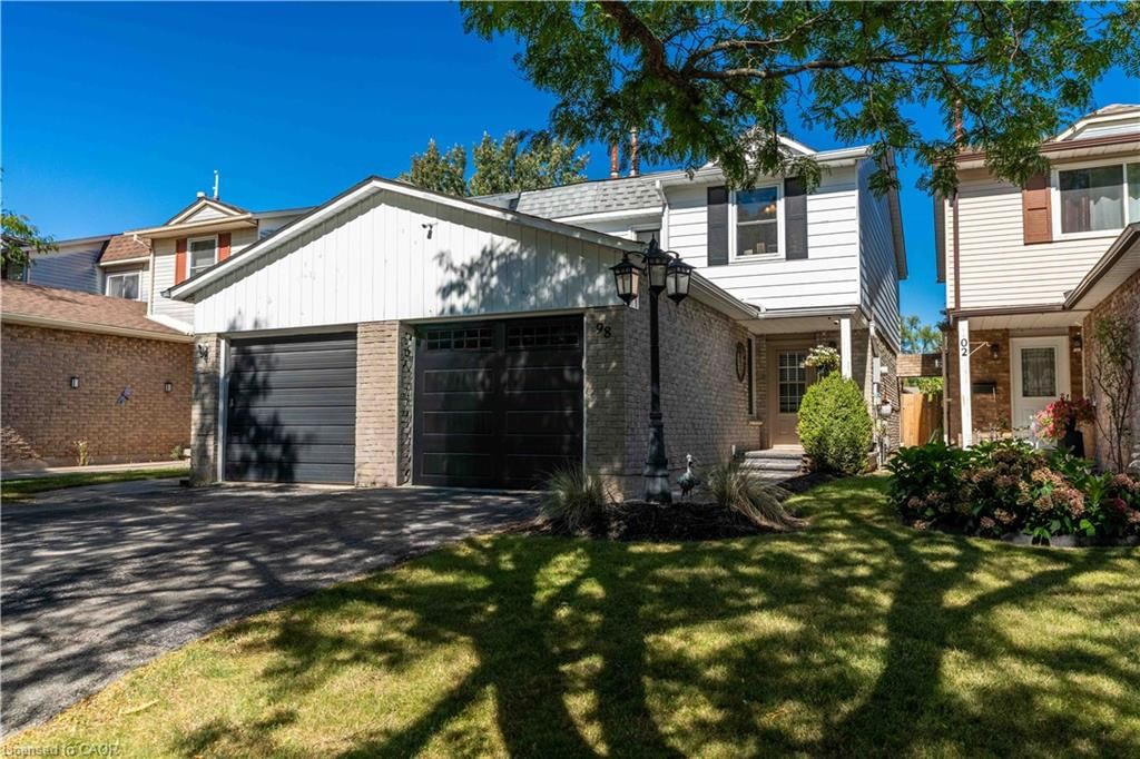 Single Family Residence for sale at 98 Memorial Avenue, Stoney Creek, ON, L8G 4C7 - Cherry Heights - MLS: 40866421
