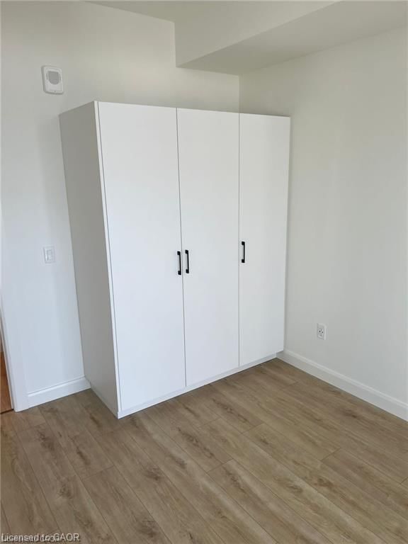 807 - 741 King Street W, Kitchener 5