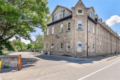 212 - 25 Concession Street