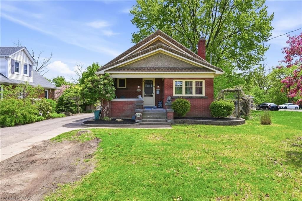 Single Family Residence for sale at 392 Queenston Street, St. Catharines, ON, L2P 2X9 - Secord Woods - MLS: 40866518