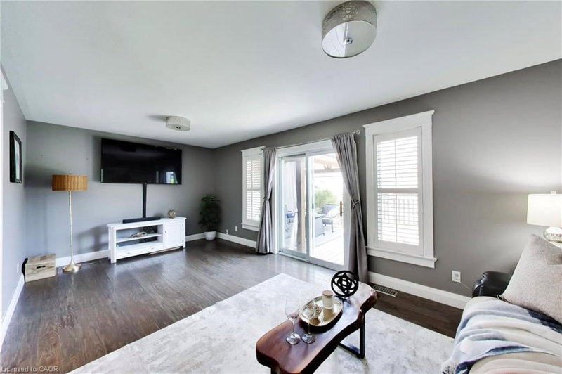 38 Udell Way photo 4