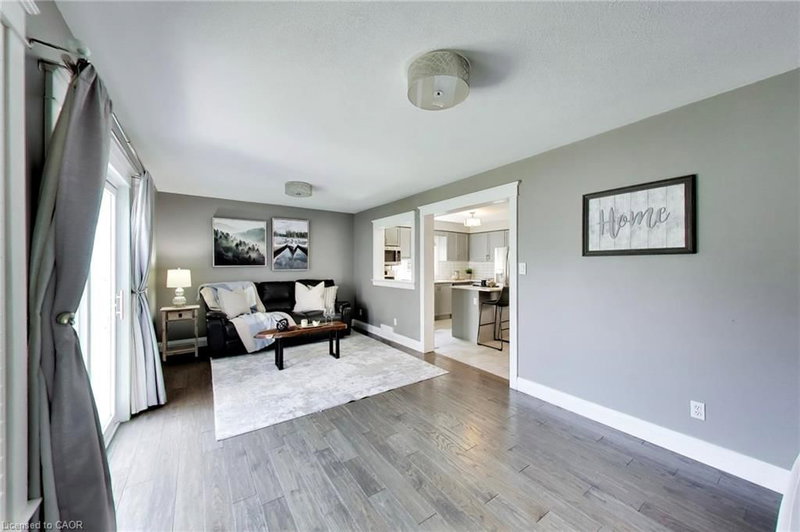 38 Udell Way photo 5