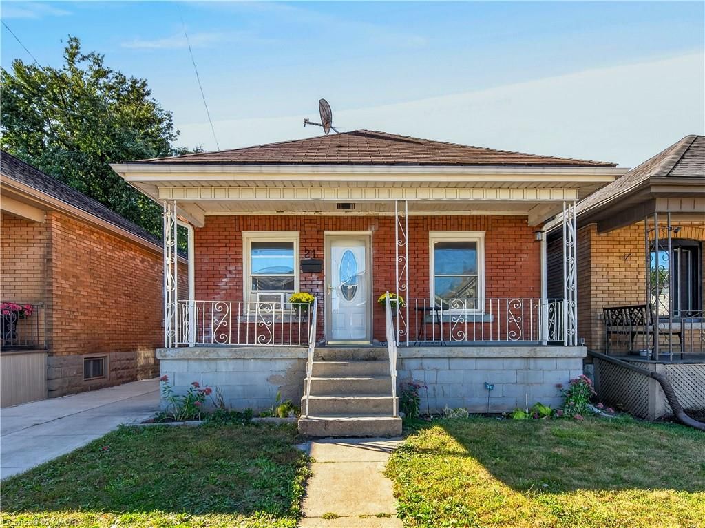 Single Family Residence for sale at 21 Cameron Avenue, Hamilton, ON, L8H 4Y9 - Homeside - MLS: 40866608