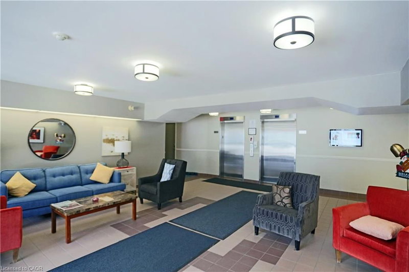 411 - 107 Bagot Street