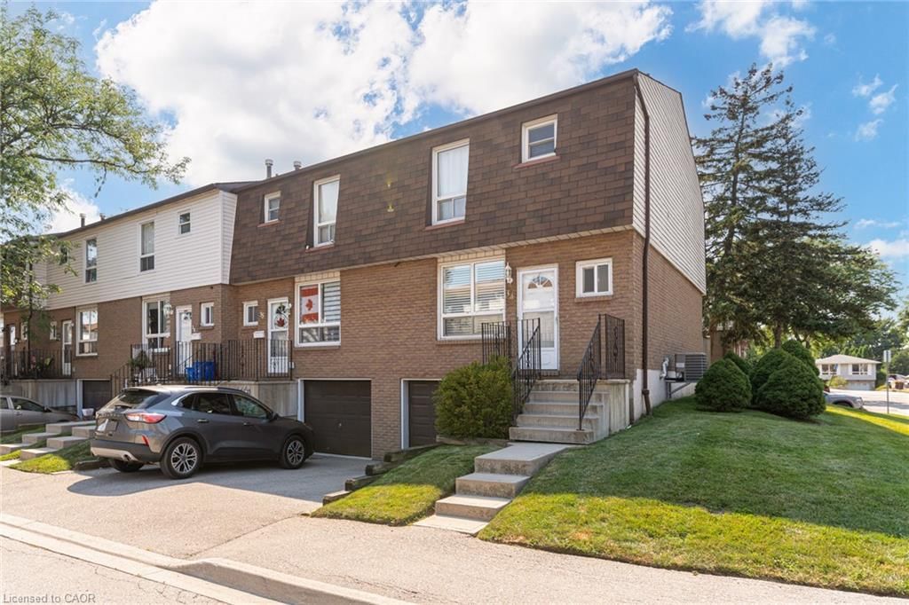Row/Townhouse for sale at 34-1301 Upper Gage Avenue, Hamilton, ON, L8W 1E5 - Quinndale - MLS: 40866637