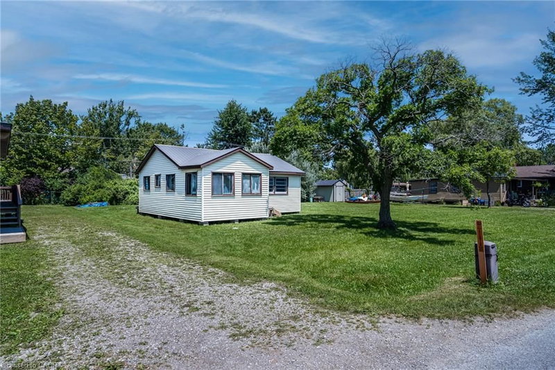 845 Lakeshore Road