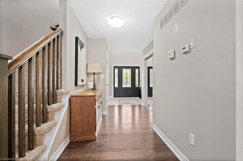 45 Linden Avenue photo 5