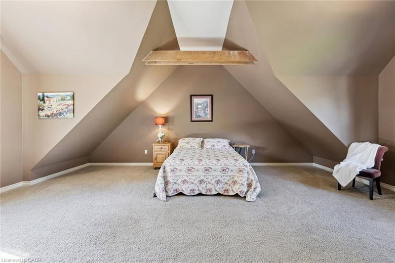74 Selkirk Street photo 3