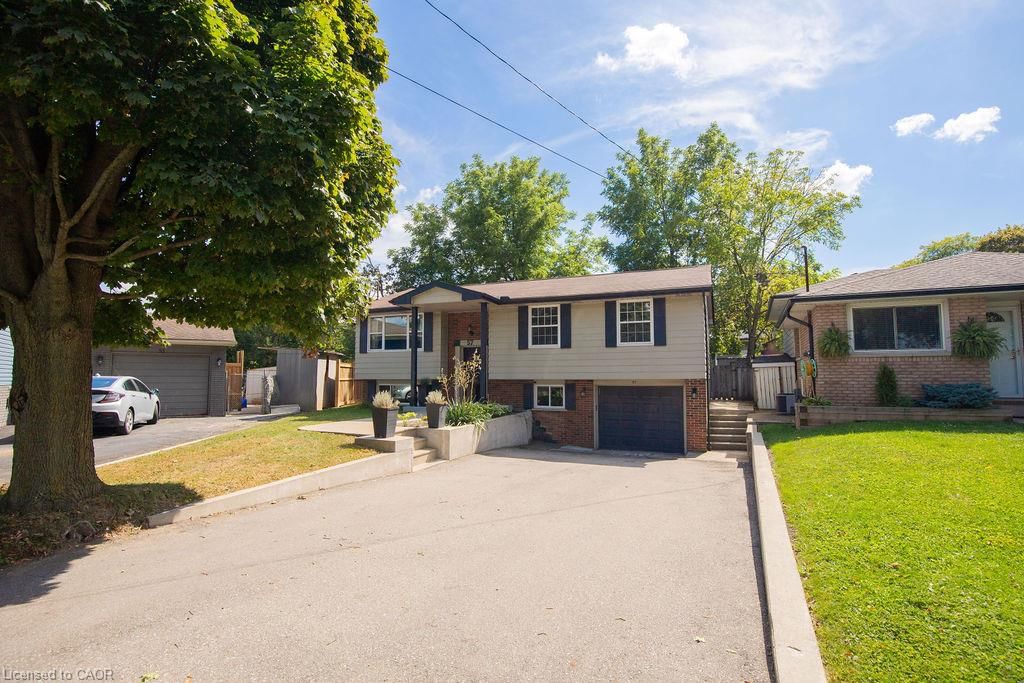 Single Family Residence for sale at 57 Valery Court, Hamilton, ON, L9C 2W2 - Gilbert - MLS: 40866767