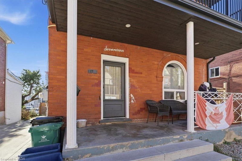 Upper - 17 Eby Street S