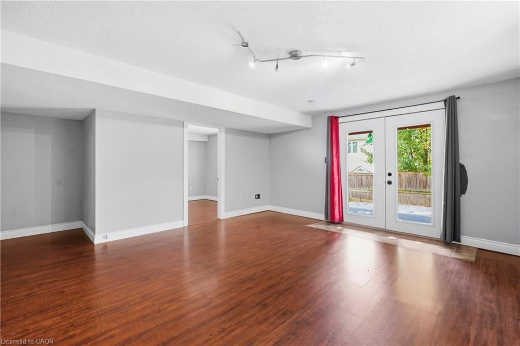 324 Beaumont Crescent, Kitchener, view 33