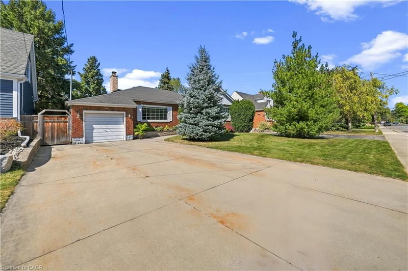 106 Pottruff Road S