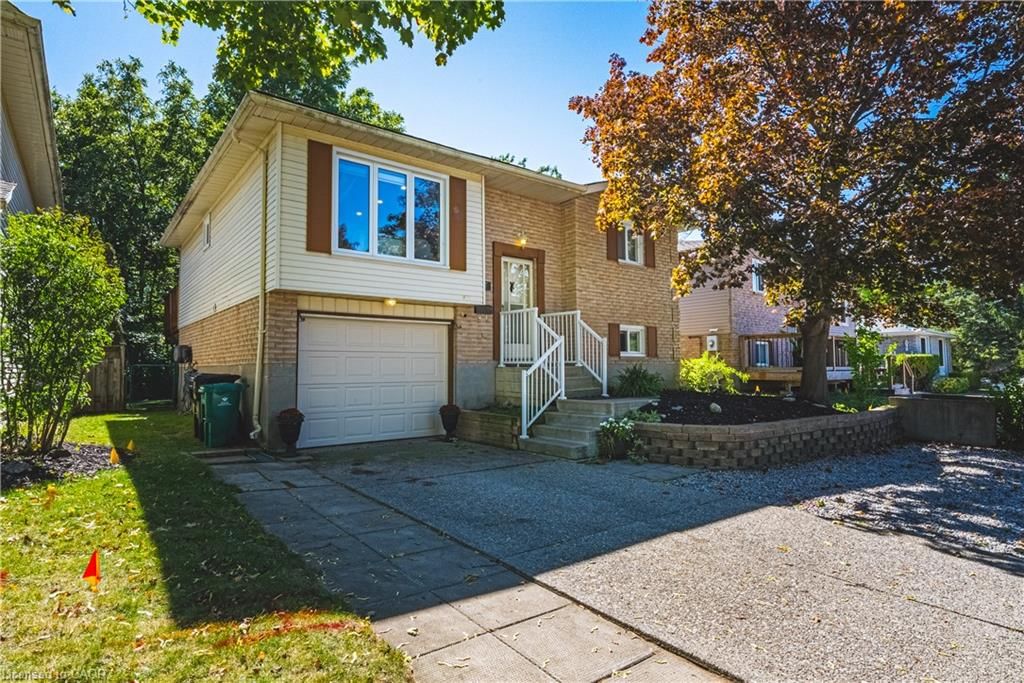 Single Family Residence for sale at 414 Woods Lane, Cambridge, ON, N3H 5J4 - Preston Heights - MLS: 40866915