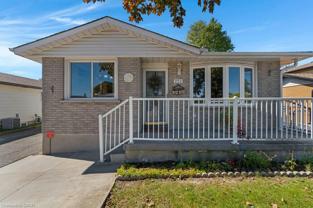 Single Family Residence for sale at 222 Thunderbird Drive, Cambridge, ON, N1R 6H5 - Elgin Park/Coronation - MLS: 40867030