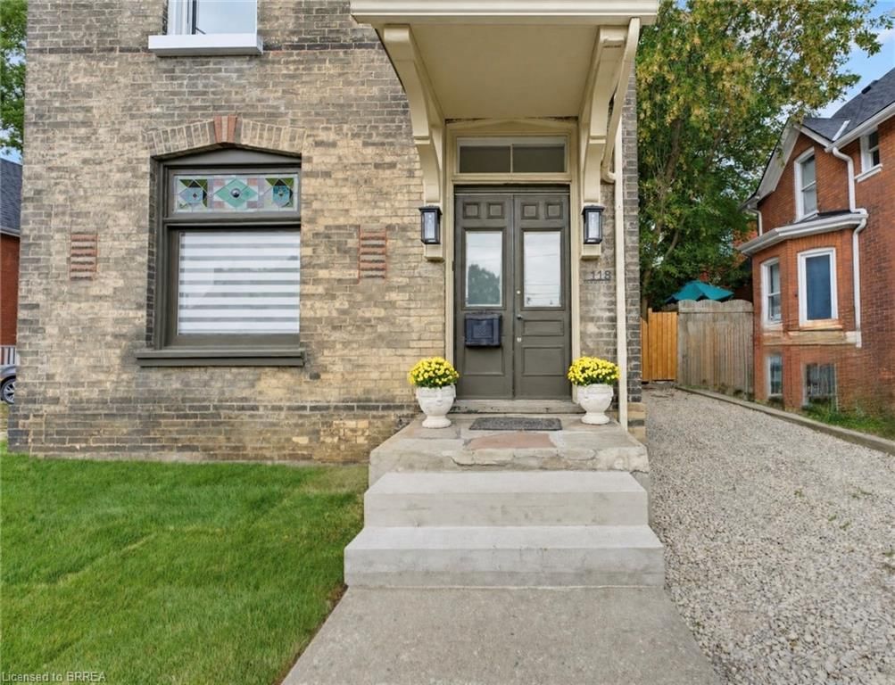 Single Family Residence for sale at 118 Clarence Street, Brantford, ON, N3T 2V4 - East Ward - MLS: 40867056