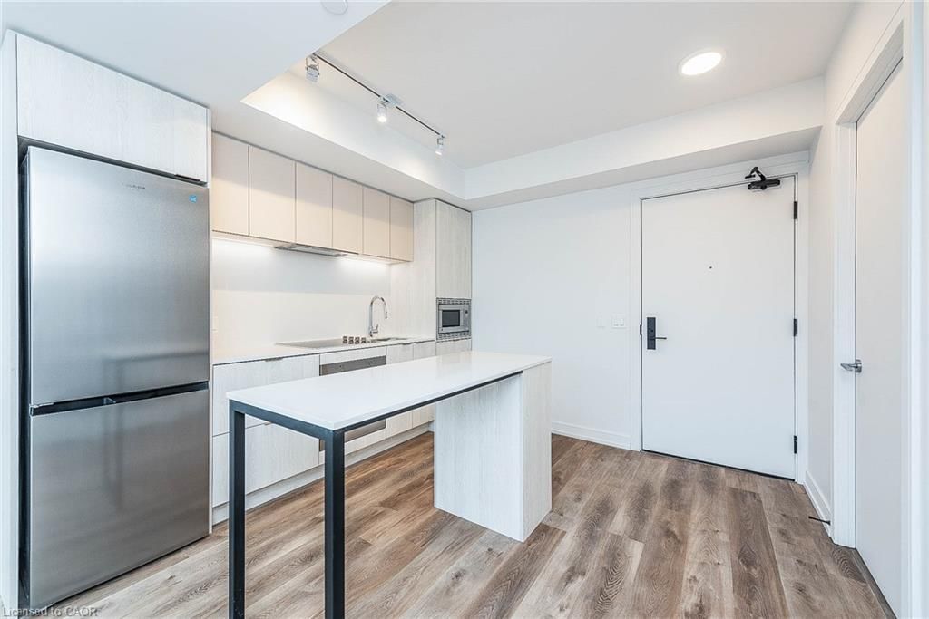 712 - 1 Jarvis Street 3