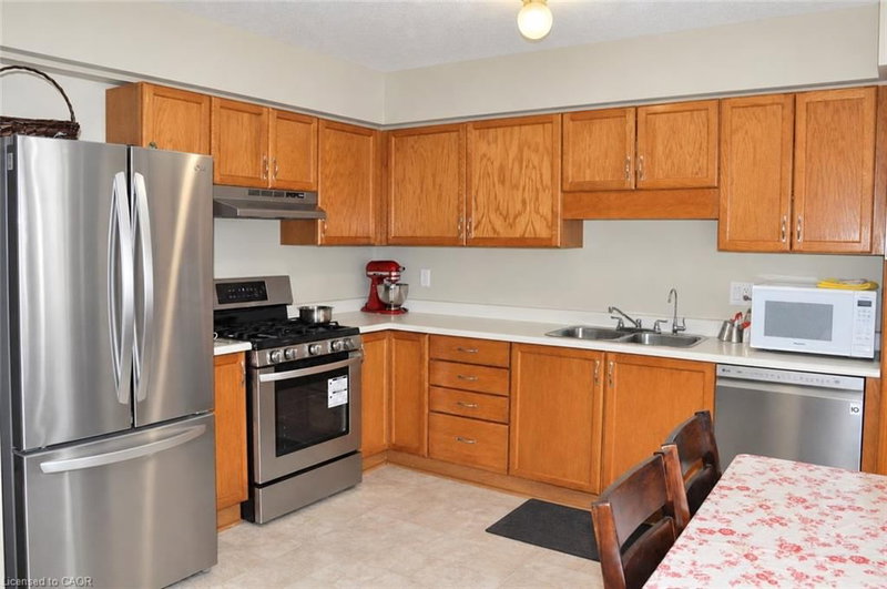 2 - 525 Oakvale Drive