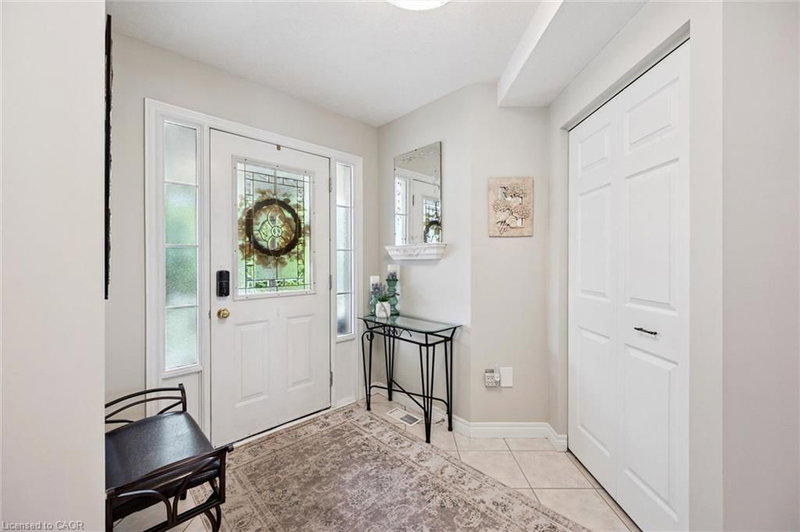 60 Country Club Drive photo 4