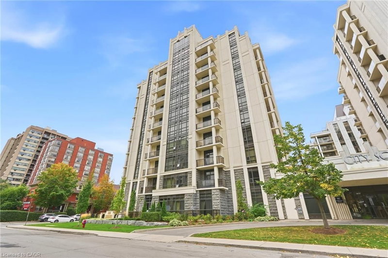205 - 81 Robinson Street