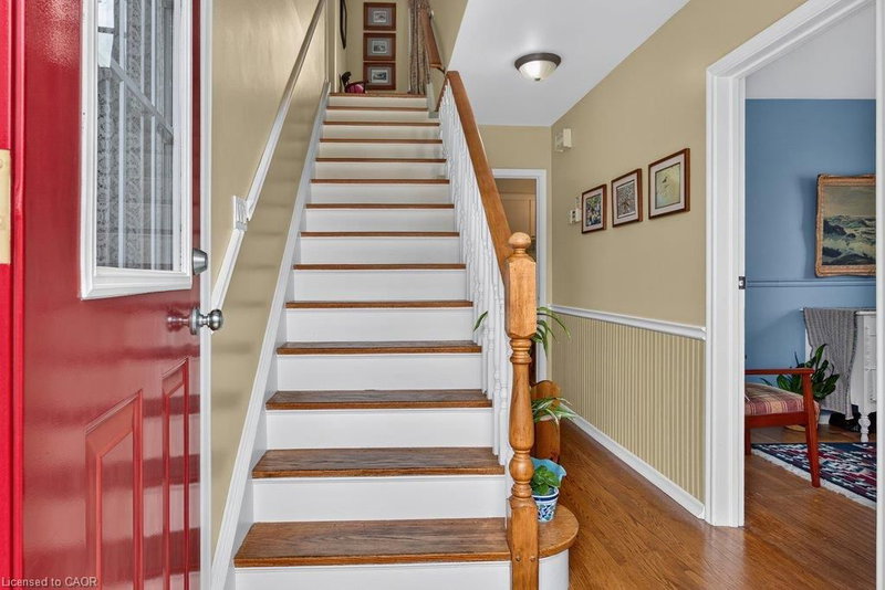 487 Wildwood Drive photo 4