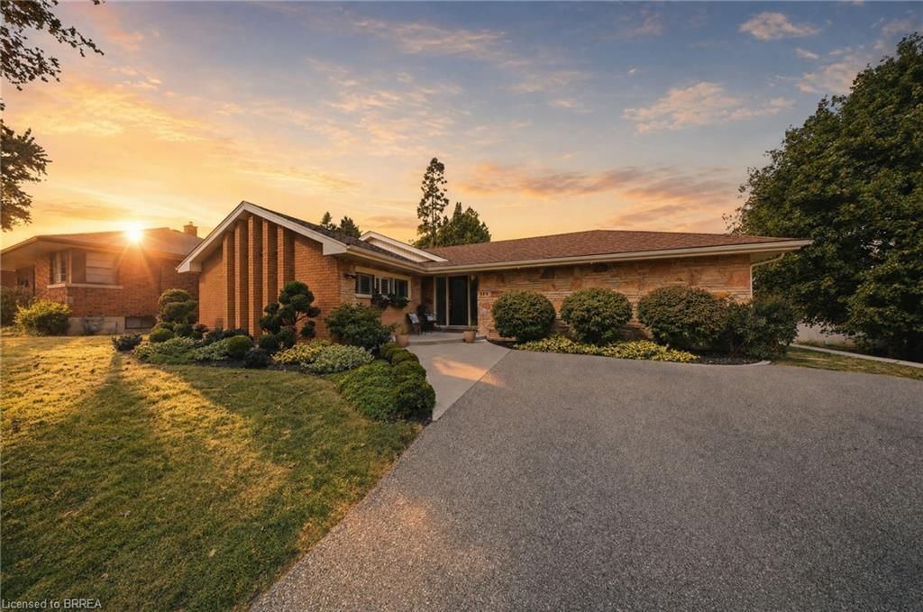 Single Family Residence for sale at 129 Tranquility Street, Brantford, ON, N3R 3H9 - Fairview/Greenbrier - MLS: 40867611