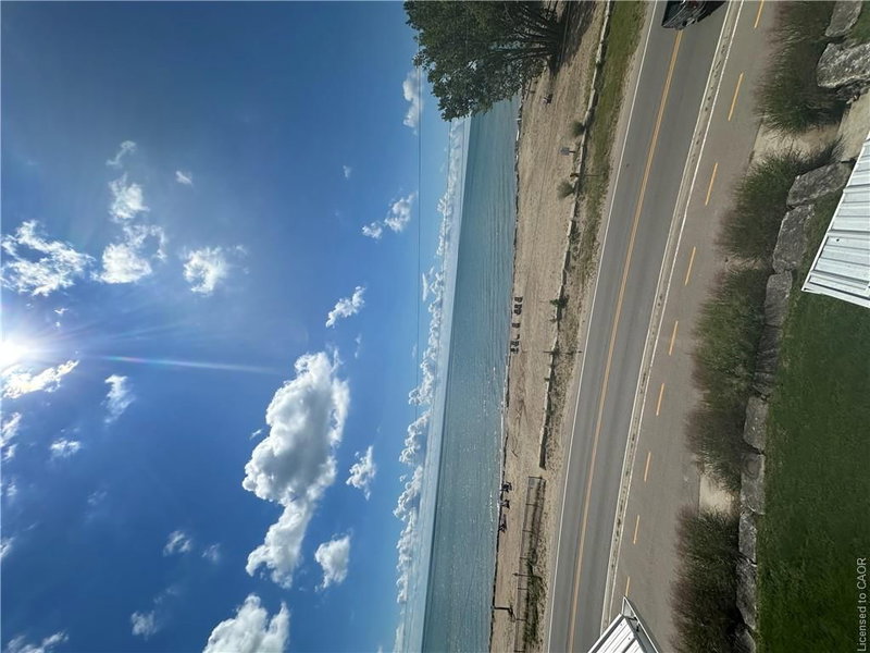 12 Erie Boulevard photo 3