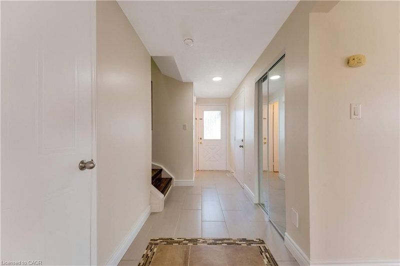 47 Bushnell Drive photo 5