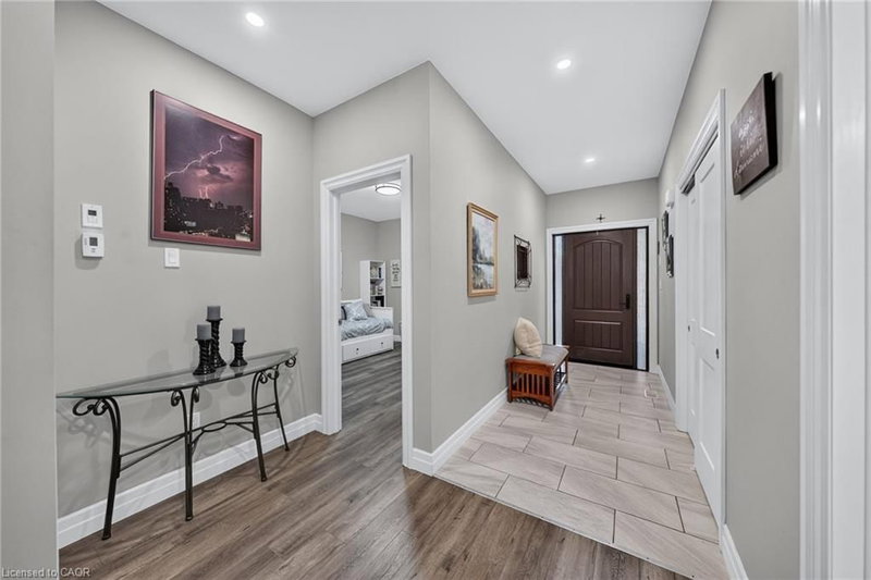 335 Turnberry Street photo 4