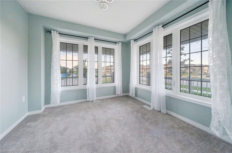 1 Beatty Avenue photo 5