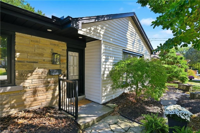869 Condor Drive photo 5