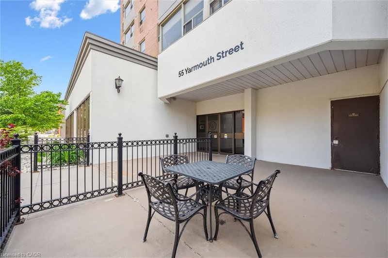 55 Yarmouth Street photo 4