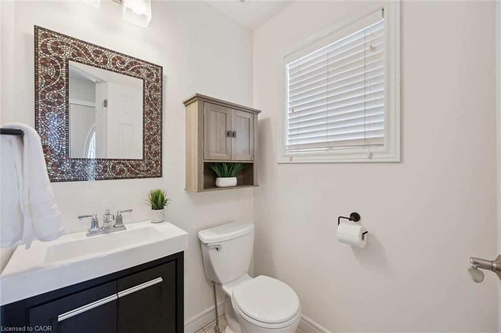 70 Inge Court, Kitchener, view 19