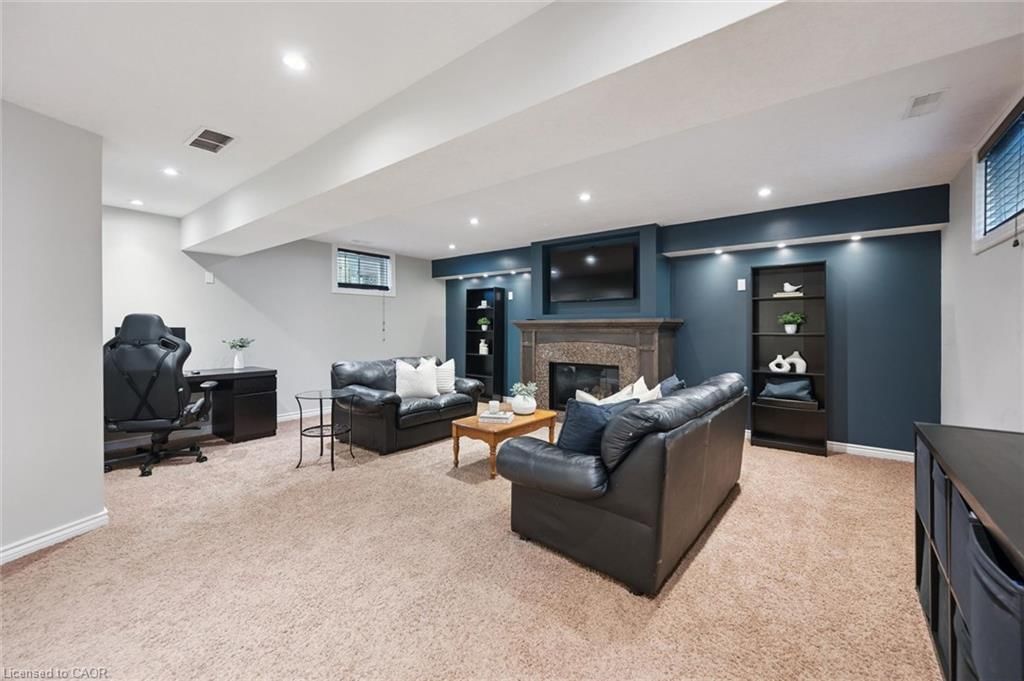70 Inge Court, Kitchener, view 29