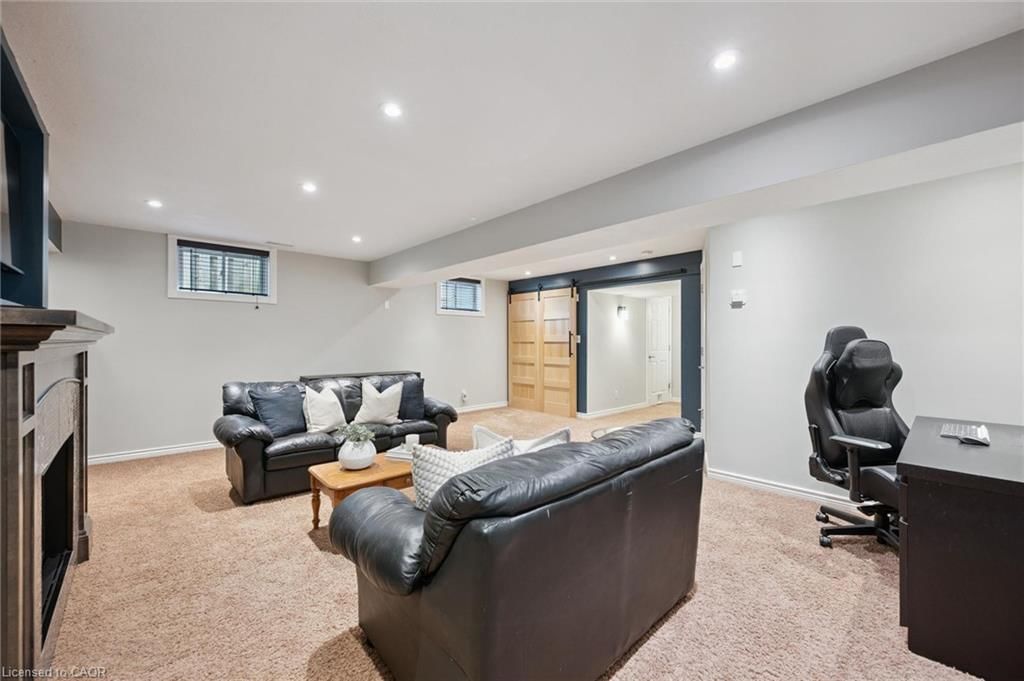70 Inge Court, Kitchener, view 30