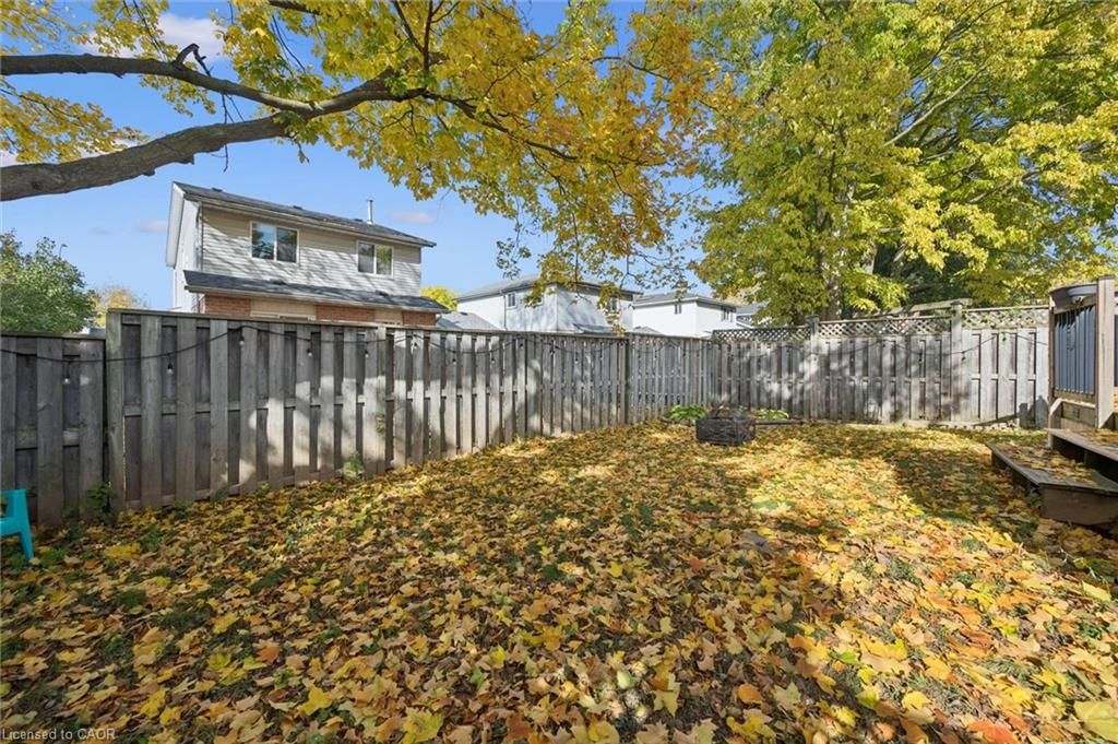70 Inge Court, Kitchener, view 37