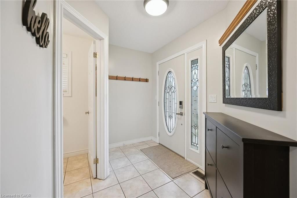 70 Inge Court, Kitchener, view 7