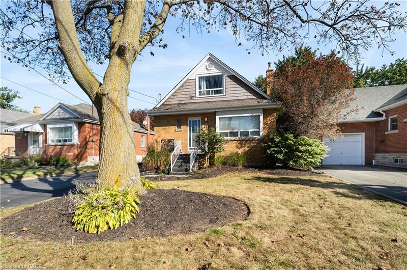 Basement Unit - 41 Sharon Avenue