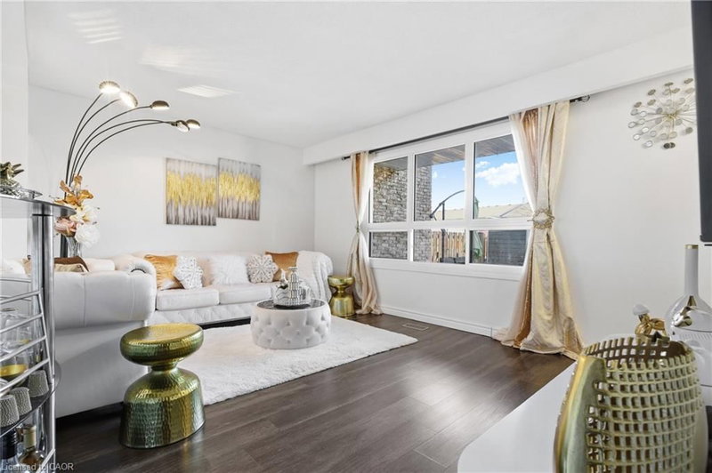 43 - 423 Westwood Drive
