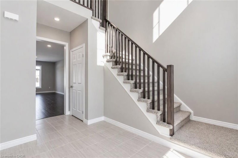 529 Anton Crescent