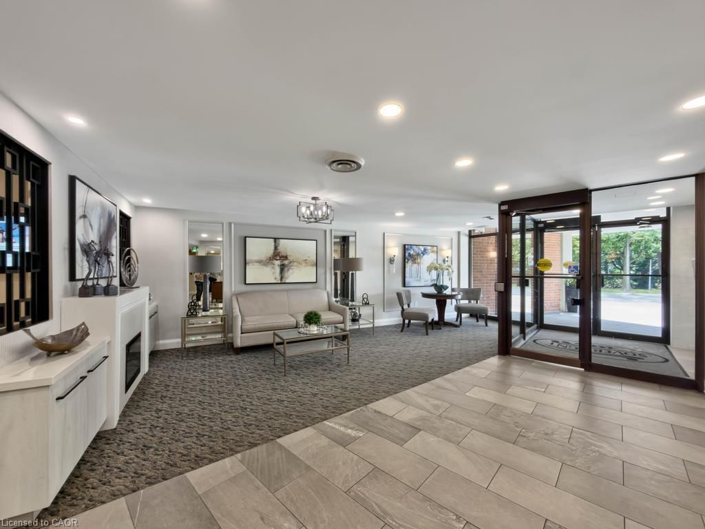 202 - 1230 Marlborough Court 4