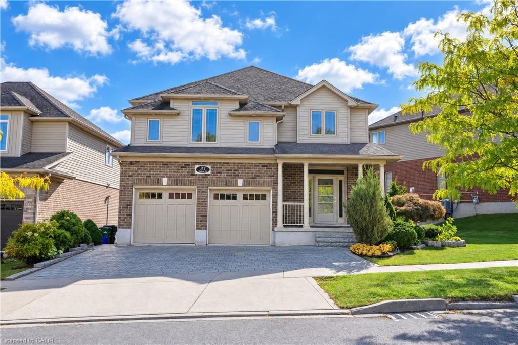 Single Family Residence for sale at 31 Melinda Street, Kitchener, ON, N2E 0B8 - Laurentian Hills/Country Hills W - MLS: 40868261