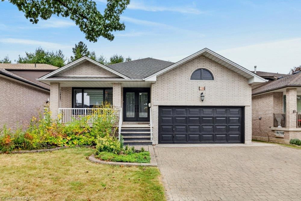 Single Family Residence for sale at 28 Glen Forest Drive, Hamilton, ON, L8K 5V8 - Vincent - MLS: 40868275