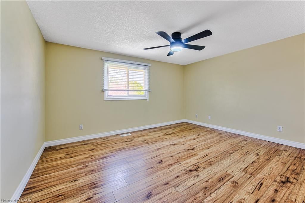 Single Family Residence for sale at 37 Gottscheer Court, Kitchener, ON, N2M 3L3 - Forest Hill - MLS: 40868298