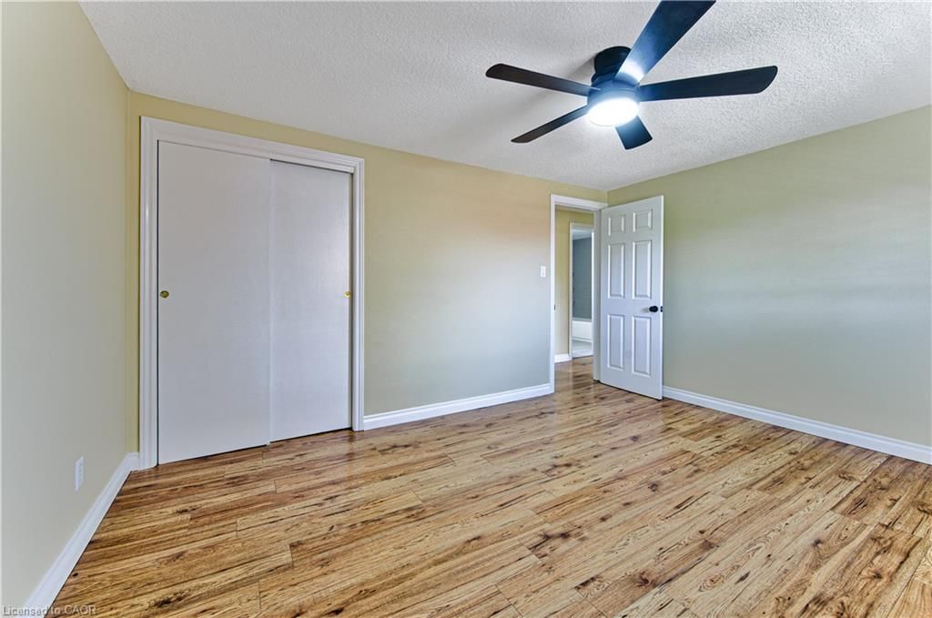 Single Family Residence for sale at 37 Gottscheer Court, Kitchener, ON, N2M 3L3 - Forest Hill - MLS: 40868298