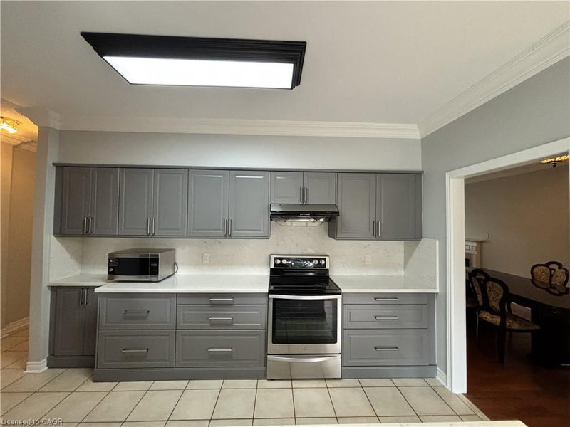 8 Yorkwood Trail